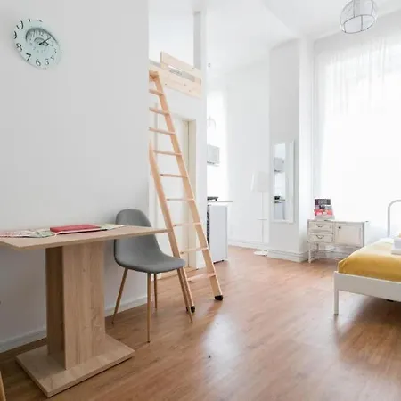 For 3 Apartamento Berlín